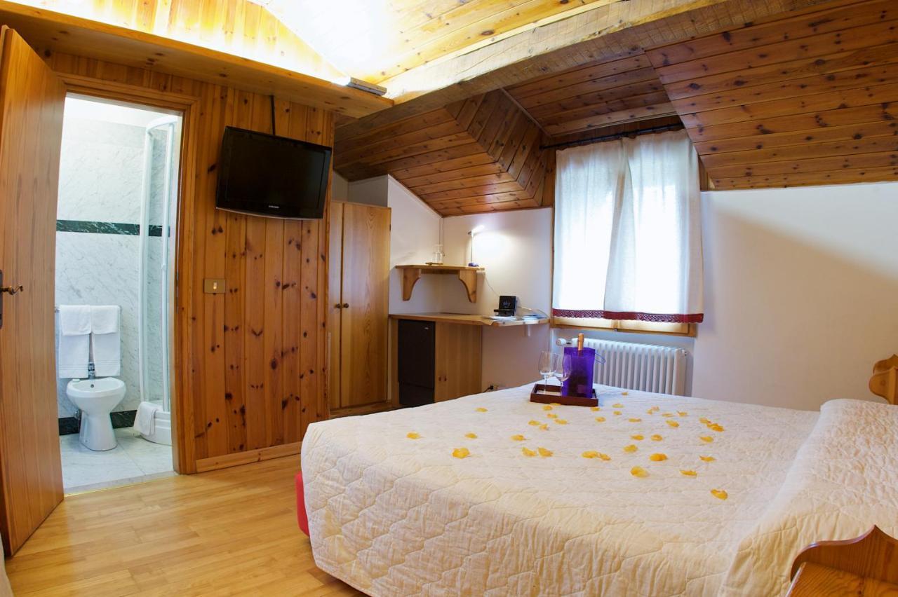 Locanda San Lorenzo Puos dʼAlpago Exteriör bild